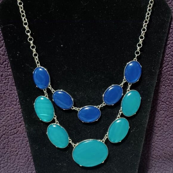 Source Unknown Jewelry - Iridescent Cobalt Blue and Aquamarine Collar Necklace, 18" & 20"